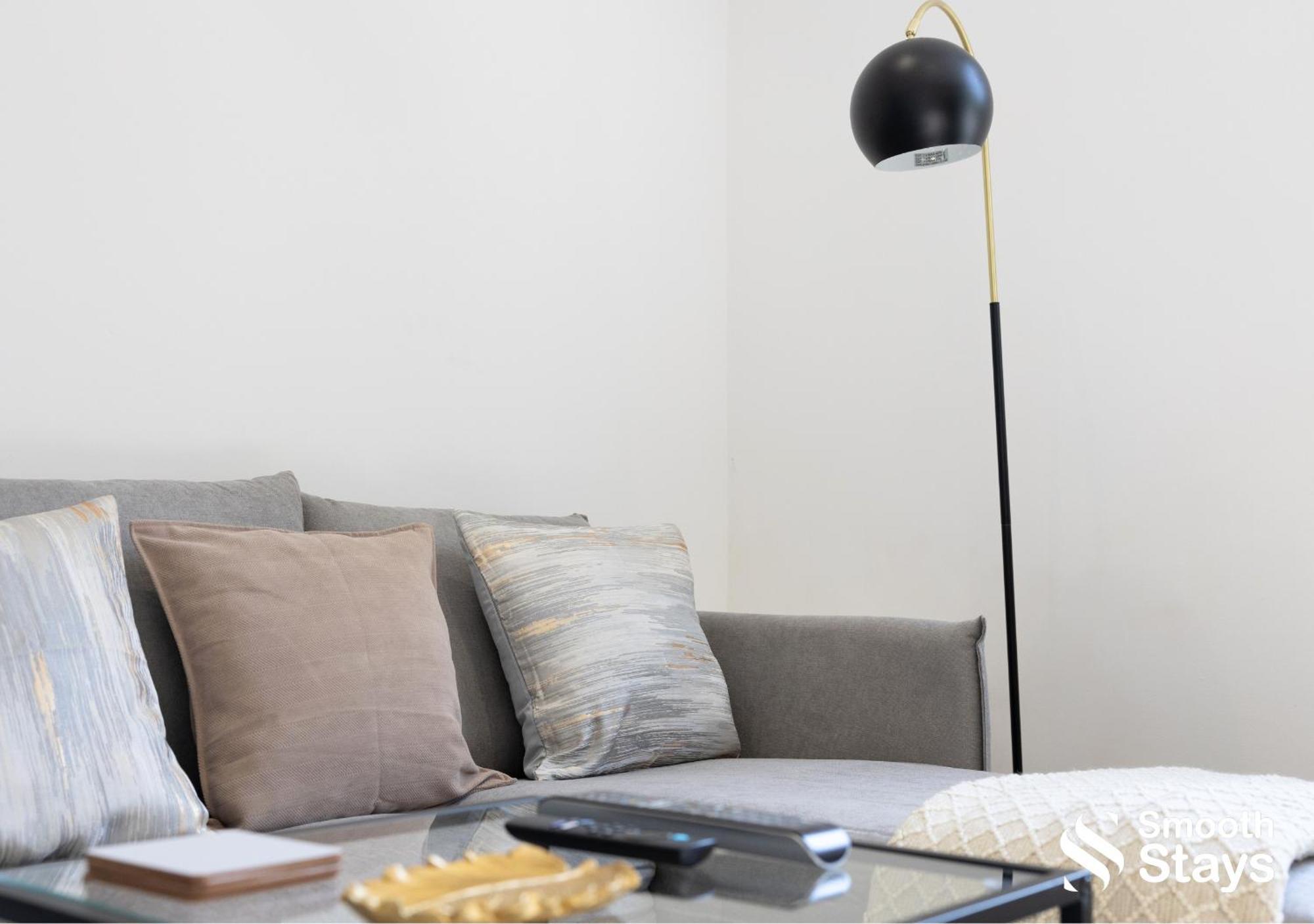 One Bedroom Apartment At Smooth Stays Short Lets & Serviced Accommodation Preston With Parking Near Train Station Exterior foto